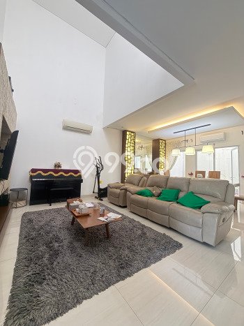 Rumah Mewah LB 375m2 Siap Pakai Desain Elegan di Alam Sutera, Tangerang Rumah Mewah LB 375m2 Siap Pakai Desain Elegan di Alam Sutera, Tangerang