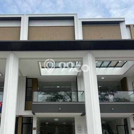 Disewakan Ruko di Kawasan Ramai Gading Serpong IL Lago Luas 268m2 Disewakan Ruko di Kawasan Ramai Gading Serpong IL Lago Luas 268m2