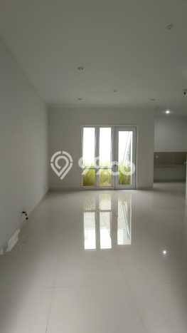 Rumah Elit Modern Tanpa Renovasi di Gading Serpong Tangerang Rumah Elit Modern Tanpa Renovasi di Gading Serpong Tangerang