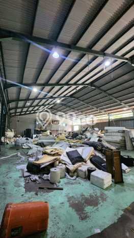 Unit Gudang Paling Strategis di Karawaci Tangerang dengan LB 1242m2 Unit Gudang Paling Strategis di Karawaci Tangerang dengan LB 1242m2