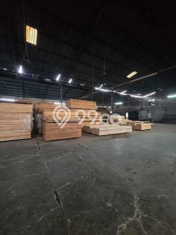 Unit Gudang Dijual di Tangerang LT 12300m2 & LB 9000m2 Unit Gudang Dijual di Tangerang LT 12300m2 & LB 9000m2