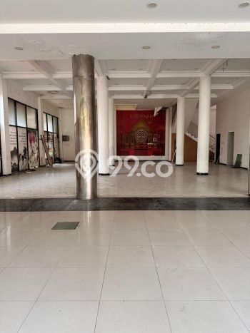 Disewakan Komersial di Pusat Kota Jakarta Pusat Ramai Strategis Disewakan Komersial di Pusat Kota Jakarta Pusat Ramai Strategis