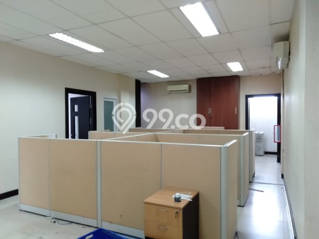 Ruko Dijual di Jakarta Utara LT 300m2 & LB 1500m2 Lokasi Terbaik! Ruko Dijual di Jakarta Utara LT 300m2 & LB 1500m2 Lokasi Terbaik!