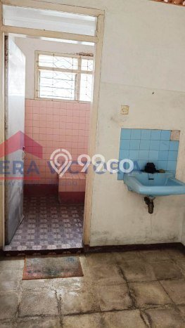 Siap Huni Hunian Elit 13 Kamar di Klojen Dekat ke Mana Saja Siap Huni Hunian Elit 13 Kamar di Klojen Dekat ke Mana Saja