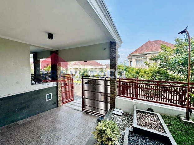 Investasi Kost di Dau Spesifikasi 8 KT & 9 KM Investasi Kost di Dau Spesifikasi 8 KT & 9 KM