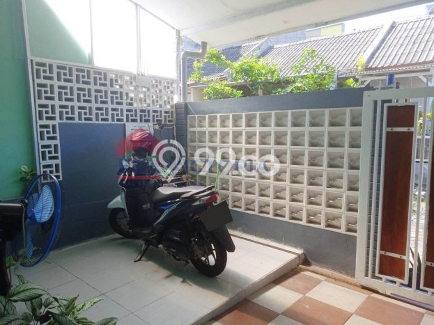 Rumah Modern Cantik 2 KT Bisa Langsung Pindah di Kedungkandang Rumah Modern Cantik 2 KT Bisa Langsung Pindah di Kedungkandang