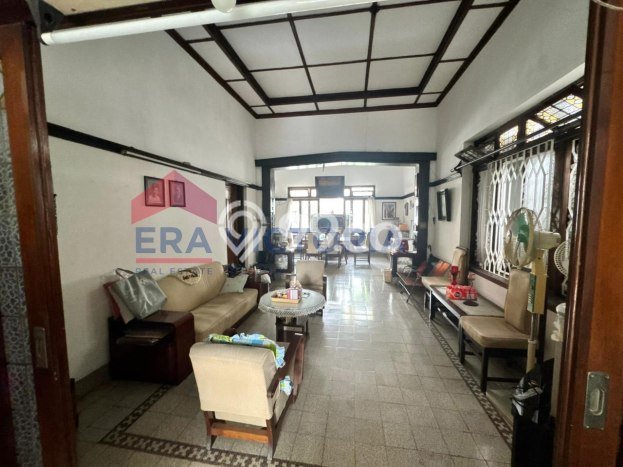 Siap Huni Hunian Elit 8 Kamar di Klojen Dekat ke Mana Saja Siap Huni Hunian Elit 8 Kamar di Klojen Dekat ke Mana Saja