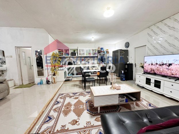Hunian Cantik Modern Lb 120m2 di Pakis, Malang Hunian Cantik Modern Lb 120m2 di Pakis, Malang