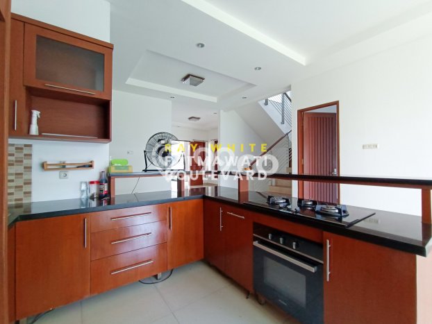 Hunian Eksklusif Siap Huni LT 497m2 di Cilandak, Jakarta Selatan Hunian Eksklusif Siap Huni LT 497m2 di Cilandak, Jakarta Selatan