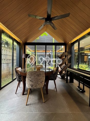 Dijual Rumah Premium dengan Fasilitas Sekitar Lengkap di Kebayoran Baru, Jakarta Selatan Dijual Rumah Premium dengan Fasilitas Sekitar Lengkap di Kebayoran Baru, Jakarta Selatan
