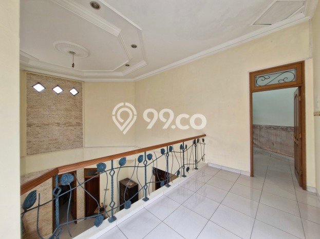 Hunian Mewah Dijual LT 400m2 di Limo, Depok Hunian Mewah Dijual LT 400m2 di Limo, Depok