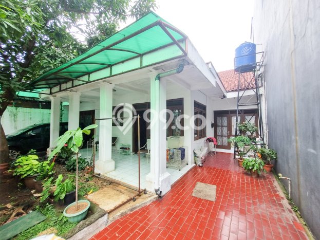 Ready to Use! Premium House LT 213m2 Desain Elegan di Panglima Polim Ready to Use! Premium House LT 213m2 Desain Elegan di Panglima Polim