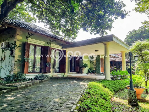 Dijual Rumah Luas Megah Dengan View Eksklusif di Lebak Bulus, Jakarta Selatan Dijual Rumah Luas Megah Dengan View Eksklusif di Lebak Bulus, Jakarta Selatan
