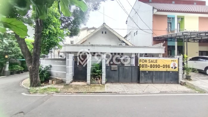 For Sale Rumah Elit Exclusive di Kebayoran Baru, Jakarta Selatan For Sale Rumah Elit Exclusive di Kebayoran Baru, Jakarta Selatan