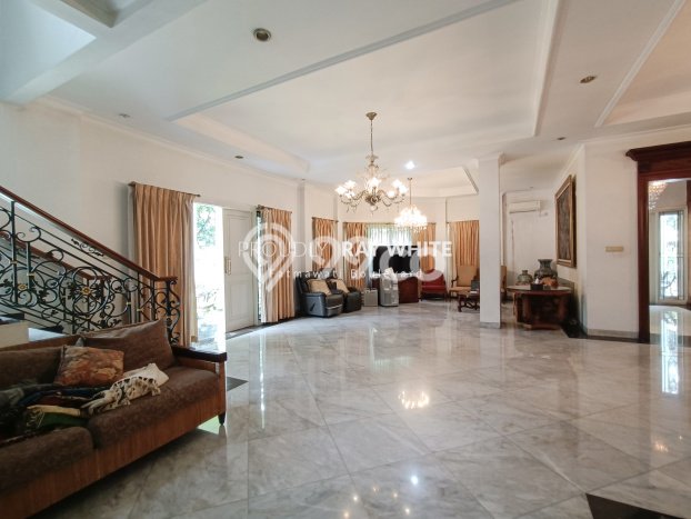 For Sale Rumah Elit Exclusive di Kebayoran Baru, Jakarta Selatan For Sale Rumah Elit Exclusive di Kebayoran Baru, Jakarta Selatan