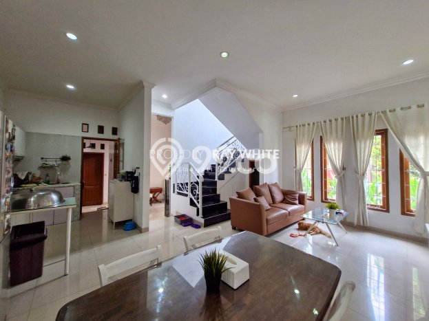 Hunian Mewah LB 200m2 Siap Huni Desain Elegan di Kebagusan, Jakarta Selatan Hunian Mewah LB 200m2 Siap Huni Desain Elegan di Kebagusan, Jakarta Selatan