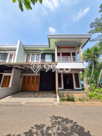 Rumah 4 KT 4 KM di Area Premium Cilandak, Jakarta Selatan Rumah 4 KT 4 KM di Area Premium Cilandak, Jakarta Selatan