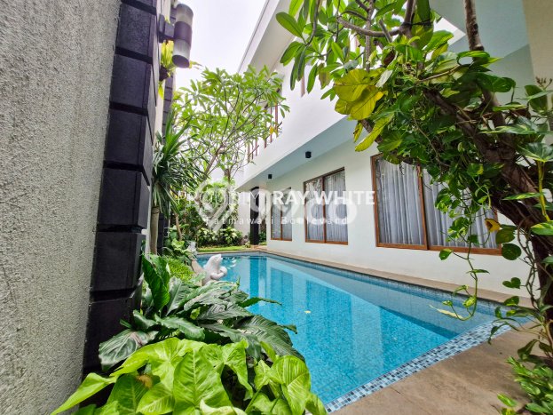 Rumah kawasan Cipete, Dekat Pusat Kota, 4 KT, Luas 313m² LB 329m² Rumah kawasan Cipete, Dekat Pusat Kota, 4 KT, Luas 313m² LB 329m²