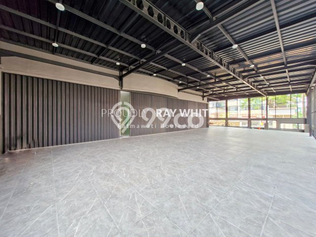 Ruko Lokasi Premium di Kebayoran Baru, Luas 1000m², Disewakan, Area Bisnis Ruko Lokasi Premium di Kebayoran Baru, Luas 1000m², Disewakan, Area Bisnis
