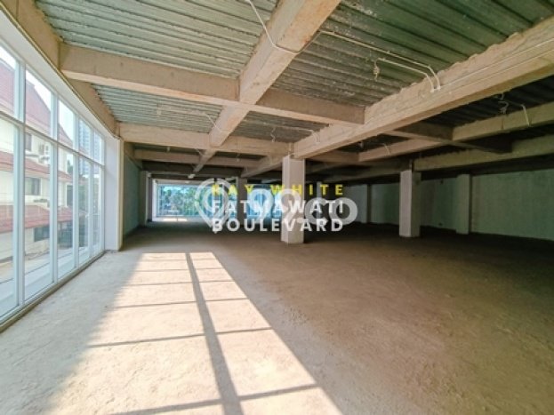Unit Kantor Dijual di Jakarta Pusat LT 1067m2 & LB 3000m2 Unit Kantor Dijual di Jakarta Pusat LT 1067m2 & LB 3000m2