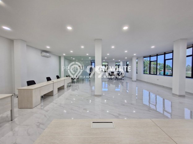 Ruko Lokasi Premium di Kebayoran Baru, Luas 1000m², Disewakan, Area Bisnis Ruko Lokasi Premium di Kebayoran Baru, Luas 1000m², Disewakan, Area Bisnis