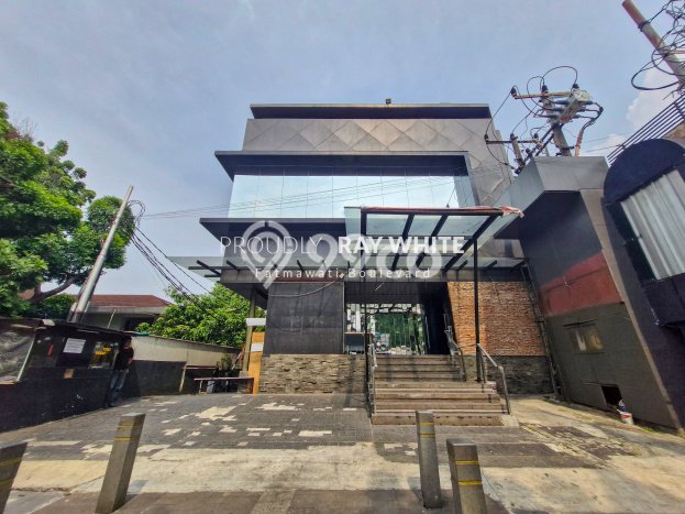 Unit Komersial Dijual di Jakarta Selatan LT 635m2 & LB 1800m2 Unit Komersial Dijual di Jakarta Selatan LT 635m2 & LB 1800m2