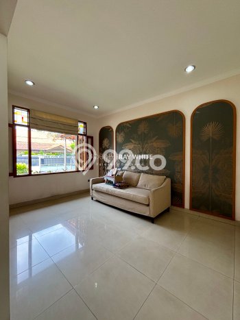 Rumah Kondisi Baik Disewakan di Cipete, Jakarta Selatan LT 940m2, LB 410m2 Rumah Kondisi Baik Disewakan di Cipete, Jakarta Selatan LT 940m2, LB 410m2