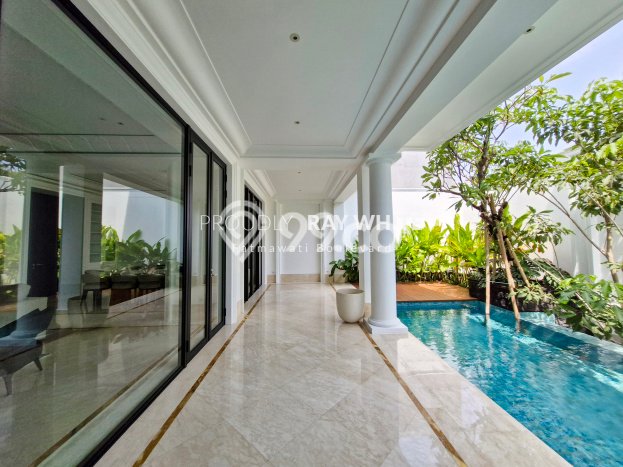 For Sale Rumah Elit Exclusive di Kebayoran Baru, Jakarta Selatan For Sale Rumah Elit Exclusive di Kebayoran Baru, Jakarta Selatan