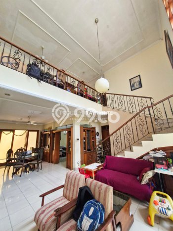 Siap Huni Rumah Mewah 5 Kamar di Cilandak Dekat ke Mana Pun Siap Huni Rumah Mewah 5 Kamar di Cilandak Dekat ke Mana Pun