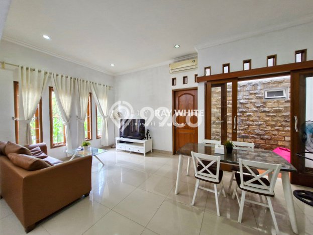 Hunian Mewah LB 200m2 Siap Huni Desain Elegan di Kebagusan, Jakarta Selatan Hunian Mewah LB 200m2 Siap Huni Desain Elegan di Kebagusan, Jakarta Selatan