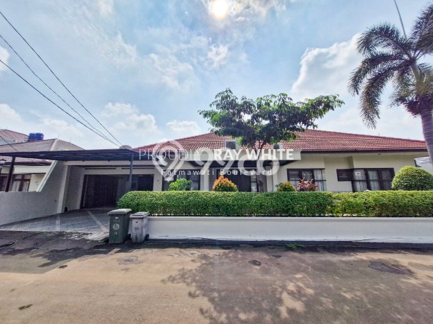Siap Huni Rumah Mewah 4 Kamar di Cilandak Dekat ke Mana Pun Siap Huni Rumah Mewah 4 Kamar di Cilandak Dekat ke Mana Pun