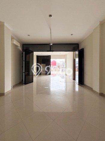Kantor Dijual di Pasar Minggu Jakarta Selatan dengan Luas Bangunan 578m2 Kantor Dijual di Pasar Minggu Jakarta Selatan dengan Luas Bangunan 578m2