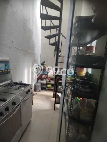 Hunian Mewah LB 120m2 Siap Huni Desain Elegan di Bintaro, Tangerang Selatan Hunian Mewah LB 120m2 Siap Huni Desain Elegan di Bintaro, Tangerang Selatan