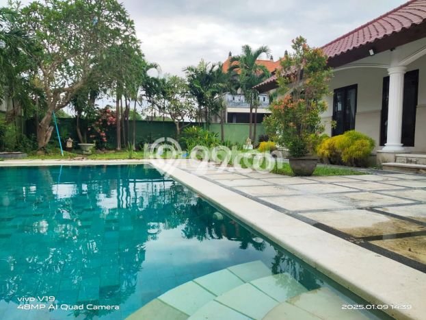HARGA TERBAIK! Vila Kawasan , Luas 1500m2m², Lokasi Eksklusif dengan privasi terjaga HARGA TERBAIK! Vila Kawasan , Luas 1500m2m², Lokasi Eksklusif dengan privasi terjaga
