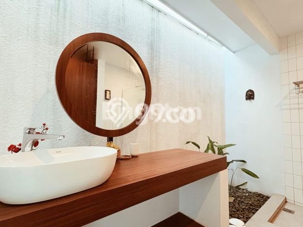 Vila Siap Huni Kawasan , Area 165m2m², Disewakan Vila Siap Huni Kawasan , Area 165m2m², Disewakan