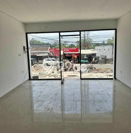 Unit Ruko Dijual di Badung LT 127m2 & LB 230m2 Unit Ruko Dijual di Badung LT 127m2 & LB 230m2