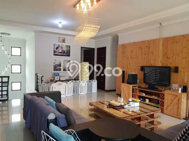 Ready to Use! Premium House LT 277m2 Desain Modern di Pasteur Ready to Use! Premium House LT 277m2 Desain Modern di Pasteur