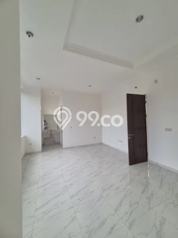 HOT LISTING! Rumah Siap Huni di Darmo permai, Surabaya, Luas 168m2m² Bangunan 185m2m² HOT LISTING! Rumah Siap Huni di Darmo permai, Surabaya, Luas 168m2m² Bangunan 185m2m²