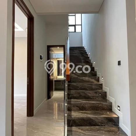 Rumah Elit LB 335m2 Siap Huni Desain Elegan di Citraland, Surabaya Rumah Elit LB 335m2 Siap Huni Desain Elegan di Citraland, Surabaya