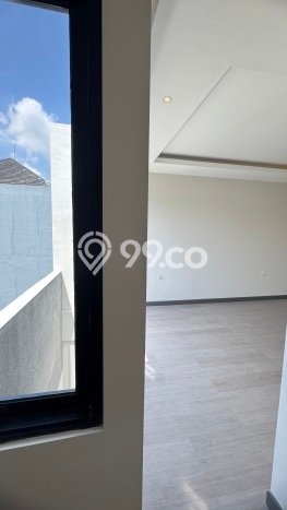 Dijual Rumah Luas Megah Dengan View Eksklusif di Citraland, Surabaya Dijual Rumah Luas Megah Dengan View Eksklusif di Citraland, Surabaya