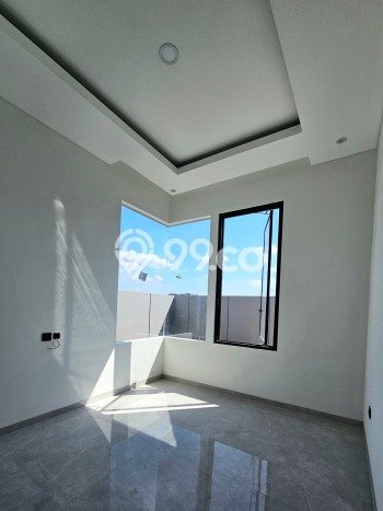 Jual Rumah Luas Megah Dengan View Eksklusif di Darmo permai, Surabaya Jual Rumah Luas Megah Dengan View Eksklusif di Darmo permai, Surabaya