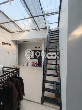 Unit Kost Dijual di Kawasan Kartasura Sukoharjo dengan 20 KT Unit Kost Dijual di Kawasan Kartasura Sukoharjo dengan 20 KT
