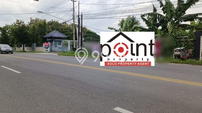 Jarang Ada! Tanah di Colomadu Punya Luas 2245m2 SHM Jarang Ada! Tanah di Colomadu Punya Luas 2245m2 SHM