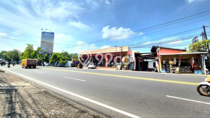 Unit Komersial Dijual di Colomadu Karanganyar Luas Tanah 2760m2, Luas Bangunan 1000m2 Unit Komersial Dijual di Colomadu Karanganyar Luas Tanah 2760m2, Luas Bangunan 1000m2