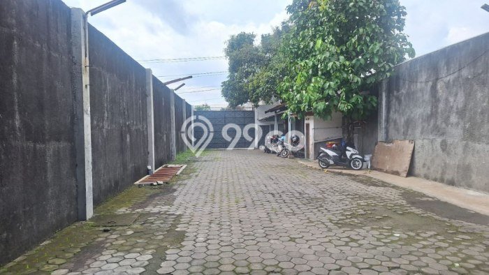Gudang Komersial Dijual di Baki Sukoharjo LT 2200m2 & LB 1800m2 Gudang Komersial Dijual di Baki Sukoharjo LT 2200m2 & LB 1800m2