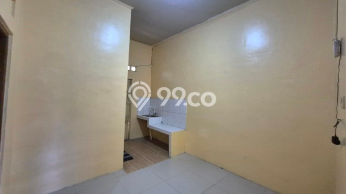 Jual Rumah Harga Miring Colomadu Punya 2 Kamar & LT 70m2 Jual Rumah Harga Miring Colomadu Punya 2 Kamar & LT 70m2