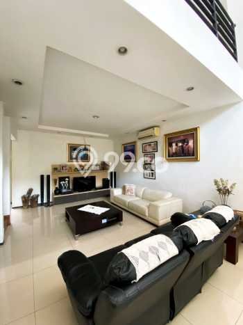 Ready to Use! Luxury House LT 350m2 Desain Elegan di Sektor 9-Bintaro Ready to Use! Luxury House LT 350m2 Desain Elegan di Sektor 9-Bintaro
