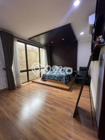 Rumah Elit Modern Tanpa Renovasi di Sektor 9-Bintaro Tangerang Selatan Rumah Elit Modern Tanpa Renovasi di Sektor 9-Bintaro Tangerang Selatan