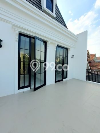 Dijual Rumah Mewah Elegan Dengan View Cantik di Bintaro, Tangerang Selatan Dijual Rumah Mewah Elegan Dengan View Cantik di Bintaro, Tangerang Selatan
