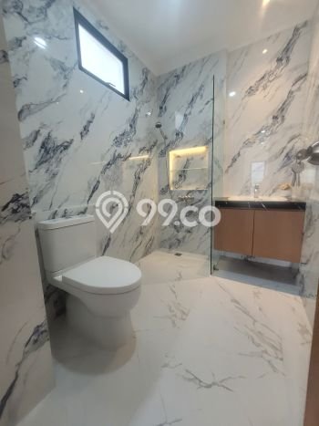 Jual Rumah Luas Megah Dengan View Eksklusif di Alam Sutera, Tangerang Jual Rumah Luas Megah Dengan View Eksklusif di Alam Sutera, Tangerang